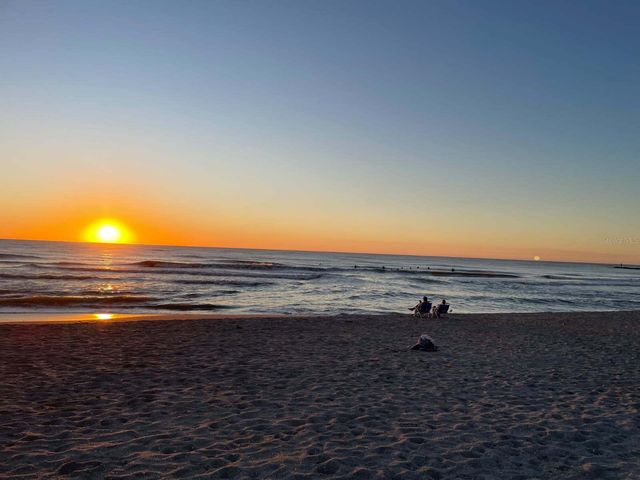 1400 TARPON CENTER DRIVE 204, Venice, FL 34285