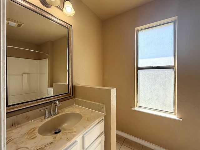 113 Suttonwood Drive, Fort Worth, TX 76108