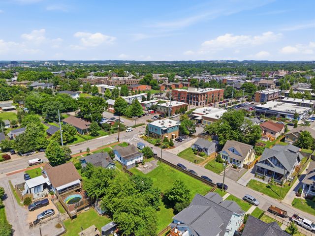 309 S 11th St, Nashville, TN 37206