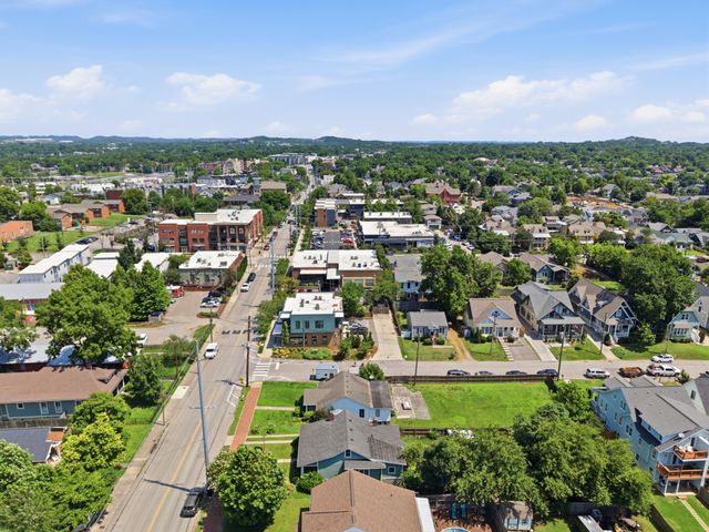 309 S 11th St, Nashville, TN 37206