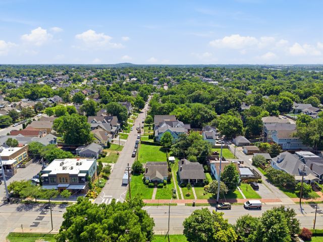 309 S 11th St, Nashville, TN 37206
