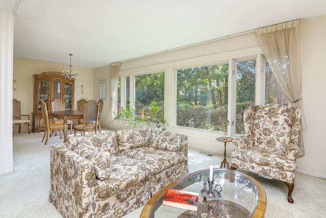 21W117 Glen Park Road, Lombard, IL 60148