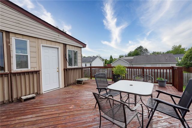 289 Island Cottage Road, Greece, NY 14612