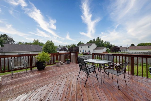 289 Island Cottage Road, Greece, NY 14612