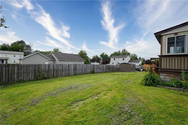 289 Island Cottage Road, Greece, NY 14612