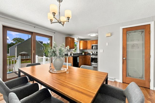 123 Merrimack Meadows Lane 123, Tewksbury, MA 01876