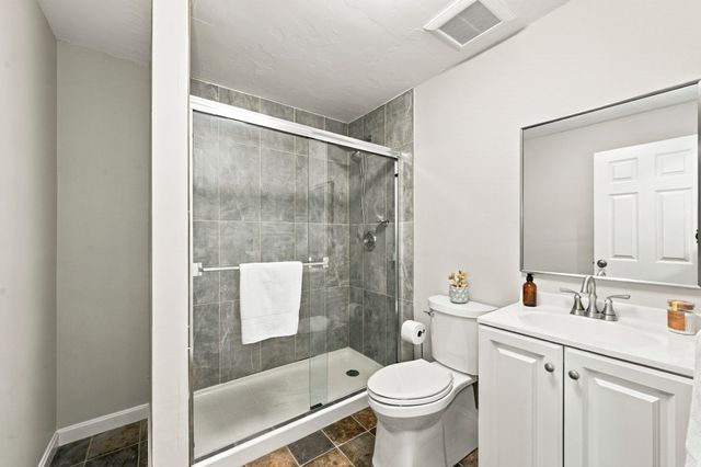 123 Merrimack Meadows Lane 123, Tewksbury, MA 01876