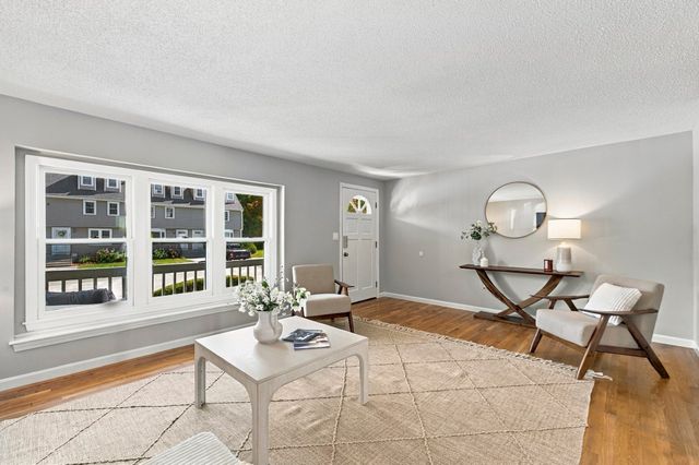 123 Merrimack Meadows Lane 123, Tewksbury, MA 01876