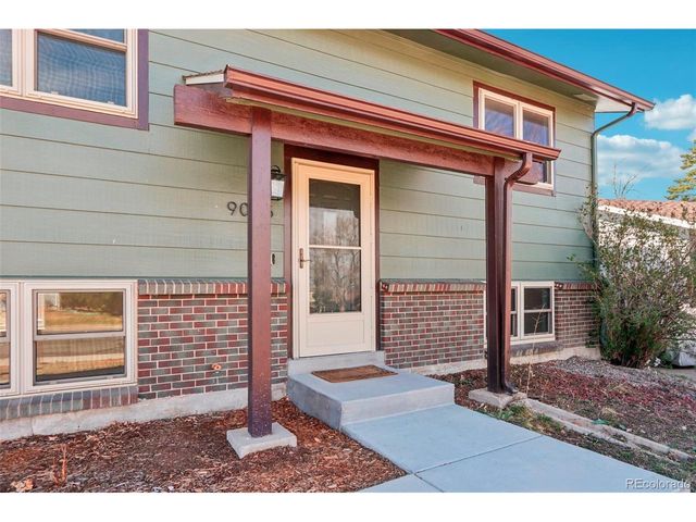 9005 Dudley St, Broomfield, CO 80021