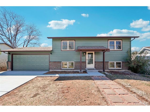 9005 Dudley St, Broomfield, CO 80021