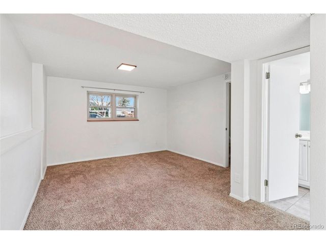 9005 Dudley St, Broomfield, CO 80021