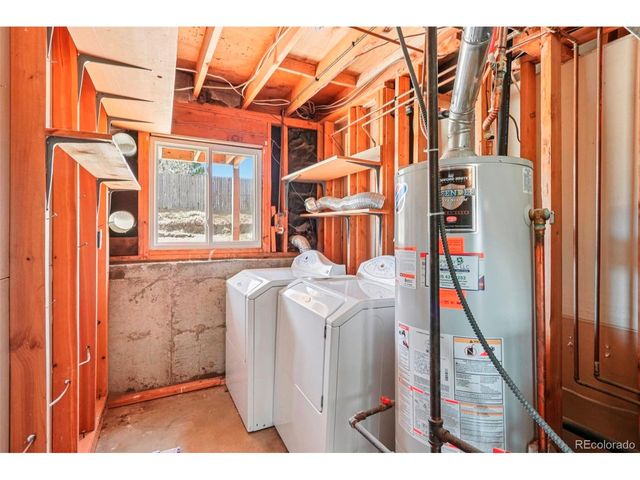 9005 Dudley St, Broomfield, CO 80021