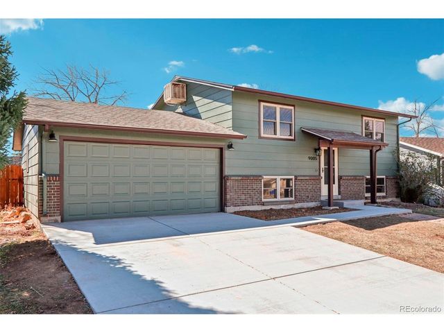 9005 Dudley St, Broomfield, CO 80021