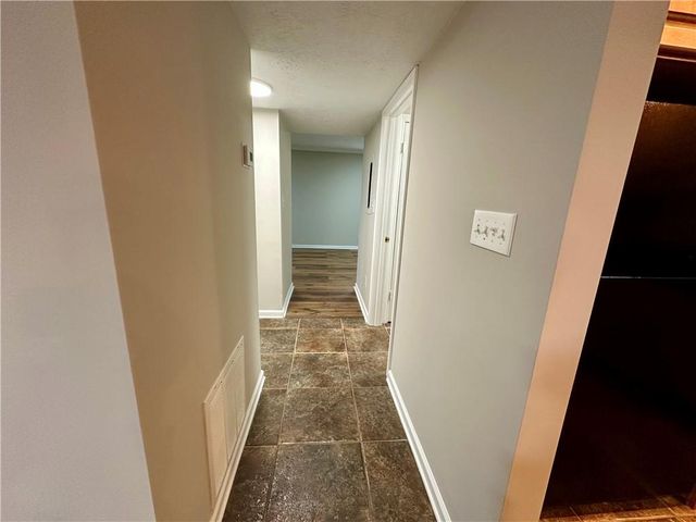 5050 Meadow Lane 9, Marietta, GA 30068