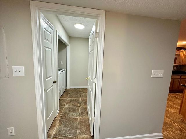 5050 Meadow Lane 9, Marietta, GA 30068