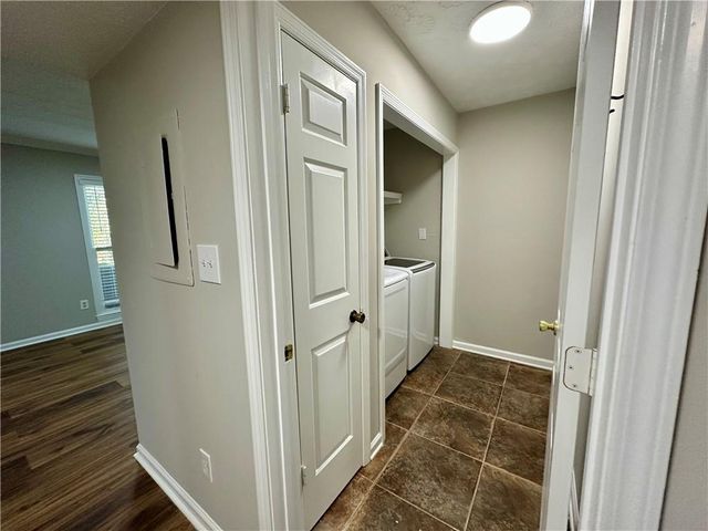 5050 Meadow Lane 9, Marietta, GA 30068