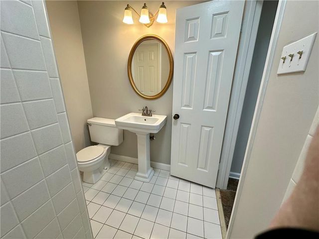 5050 Meadow Lane 9, Marietta, GA 30068