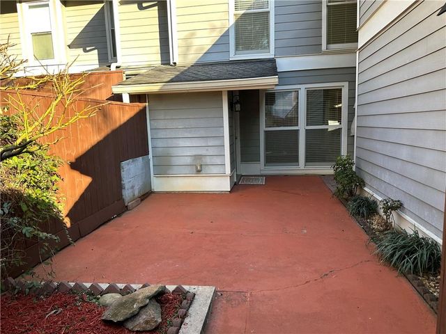 5050 Meadow Lane 9, Marietta, GA 30068