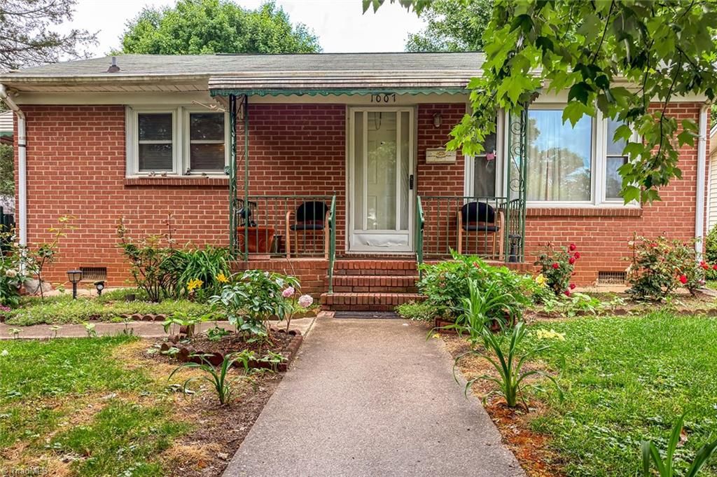 1007 E Brookline Street, Winston-salem, NC 27107