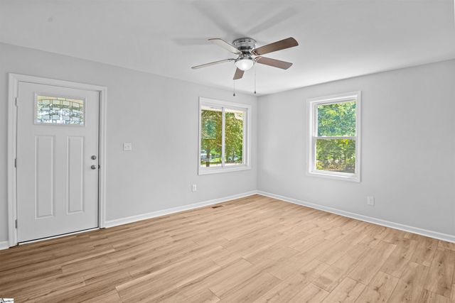 488 Tabor Woods Road, Pickens, SC 29671