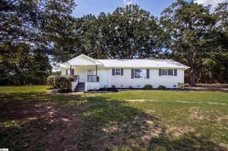 488 Tabor Woods Road, Pickens, SC 29671