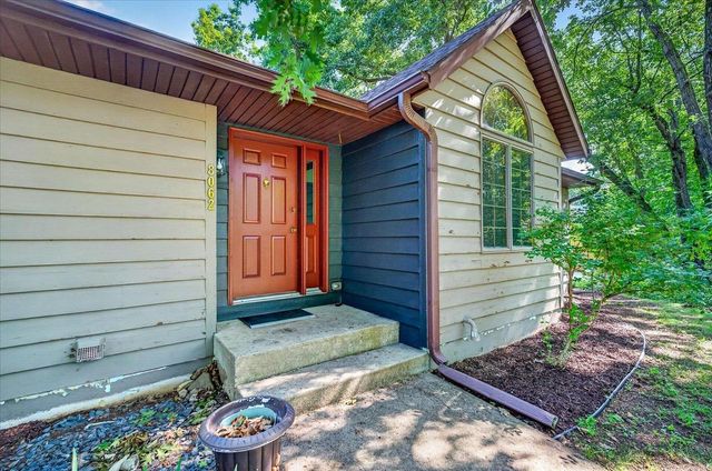 8062 Burr Oak Trail, Cross Plains, WI 53528
