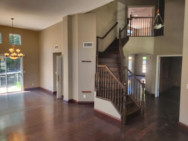 9063 N Woodrow Avenue, Fresno, CA 93720