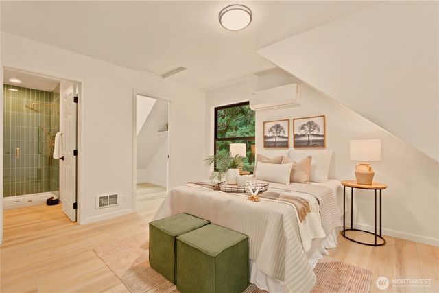 14151 Komedal Road NE, Bainbridge Island, WA 98110