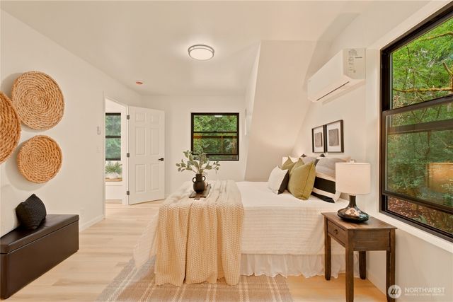 14151 Komedal Road NE, Bainbridge Island, WA 98110