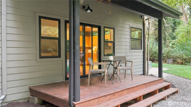 14151 Komedal Road NE, Bainbridge Island, WA 98110