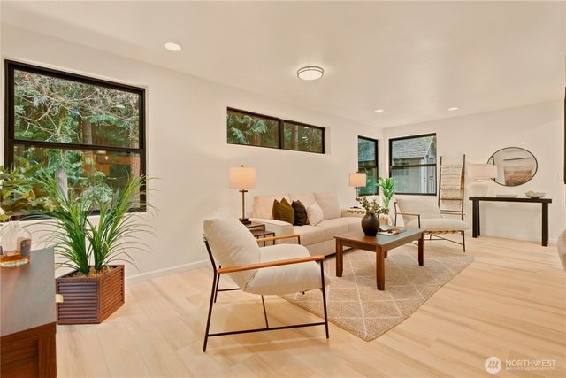 14151 Komedal Road NE, Bainbridge Island, WA 98110