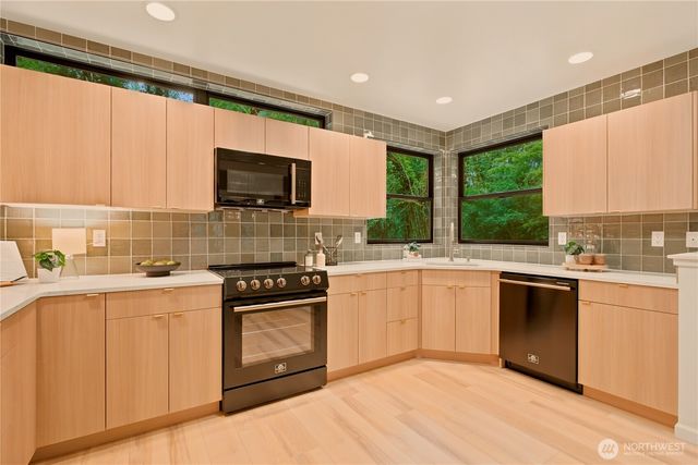 14151 Komedal Road NE, Bainbridge Island, WA 98110