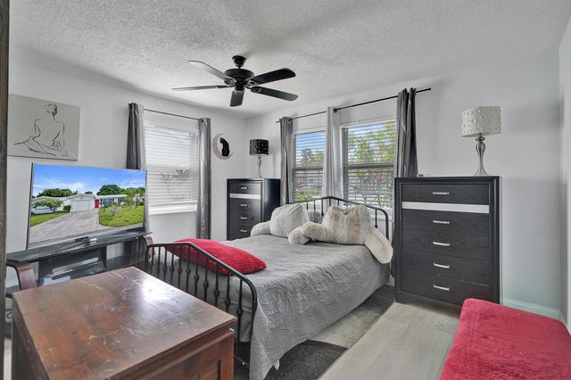 411 NW 26th Court, Pompano Beach, FL 33064