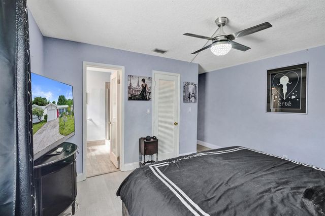 411 NW 26th Court, Pompano Beach, FL 33064