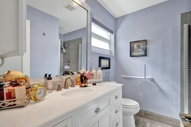411 NW 26th Court, Pompano Beach, FL 33064