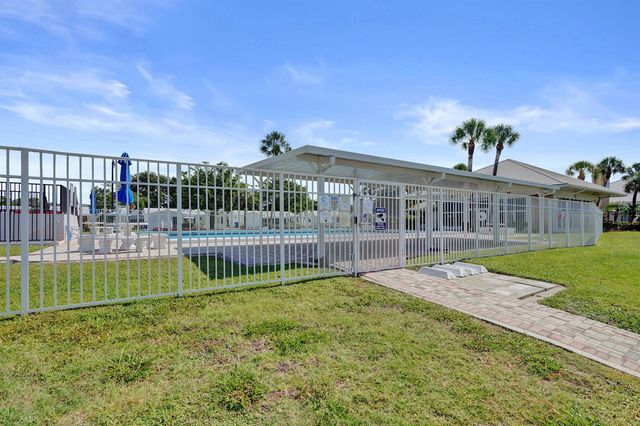 411 NW 26th Court, Pompano Beach, FL 33064