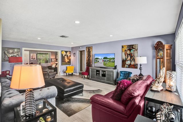411 NW 26th Court, Pompano Beach, FL 33064