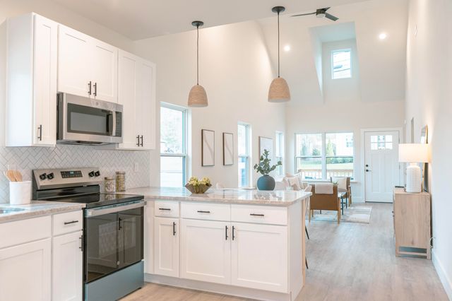 2179 W Shepherd Road, Chattanooga, TN 37421