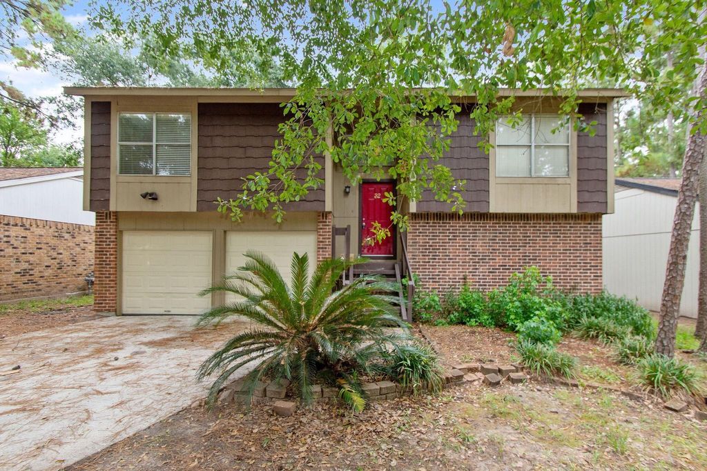 32 Marabou Place, The Woodlands, TX 77380