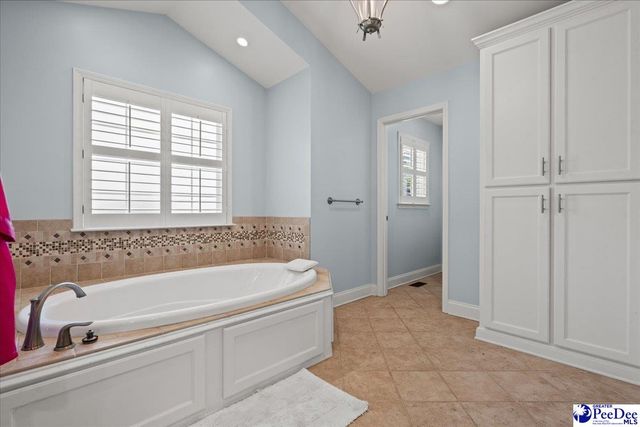 1407 Palmetto dr, Hartsville, SC 29550