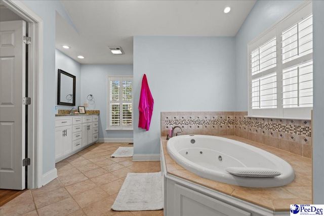 1407 Palmetto dr, Hartsville, SC 29550