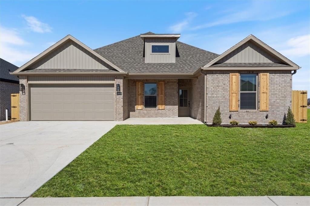 6804 SW Basswood Avenue, Bentonville, AR 72713