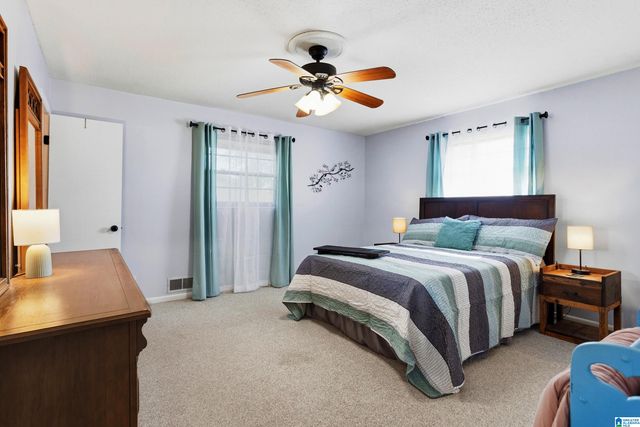 2101 LONGVIEW DRIVE, Hueytown, AL 35023