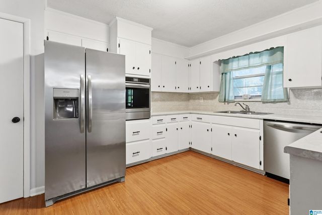 2101 LONGVIEW DRIVE, Hueytown, AL 35023
