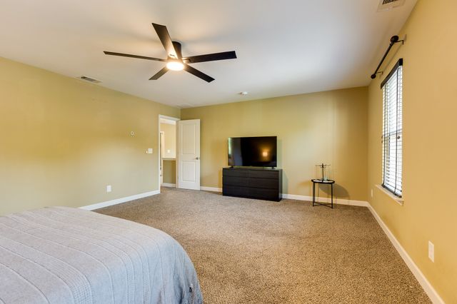 2725 Amber Crest Ct, Antioch, TN 37013