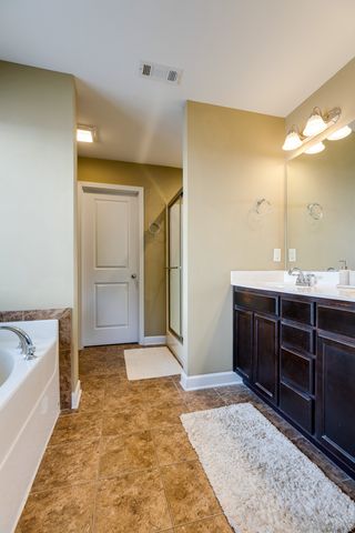 2725 Amber Crest Ct, Antioch, TN 37013