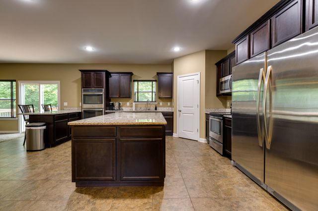 2725 Amber Crest Ct, Antioch, TN 37013