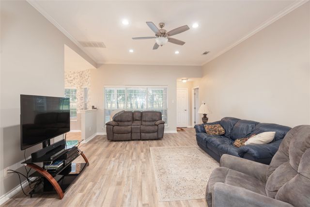 462 County Road 3335, Ladonia, TX 75449