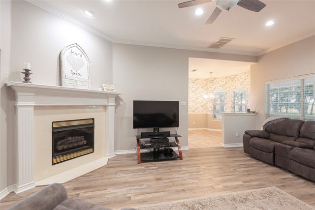 462 County Road 3335, Ladonia, TX 75449