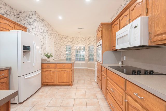 462 County Road 3335, Ladonia, TX 75449